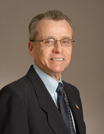 Signal Hill Mayor Larry Forester