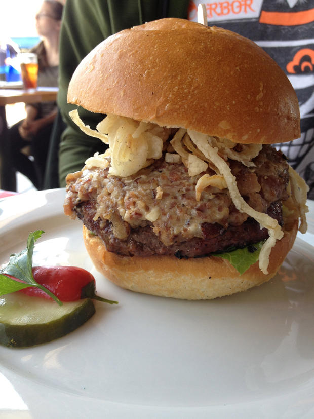 Look at the blanket o' bacon! Bacon Blue Deluxe Burger