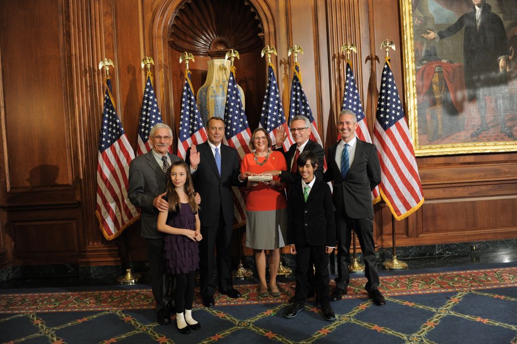 CongressLowenSworn