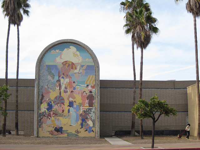 WPAmurallongbeach