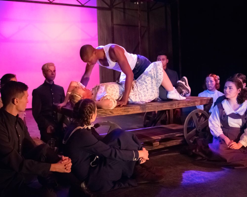 Spring Awakening Press Photo 12