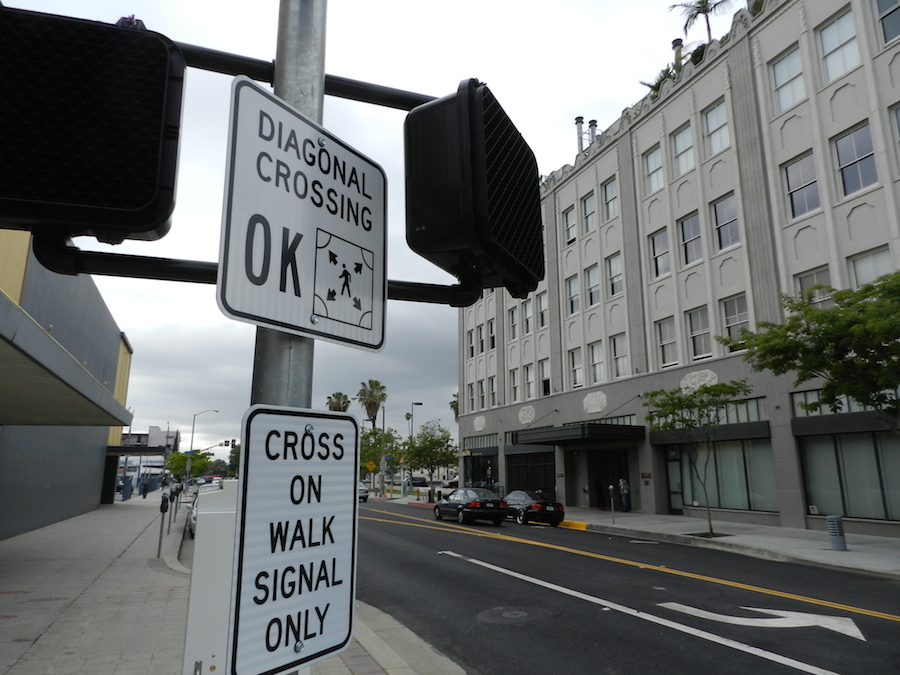 scramblewalksign