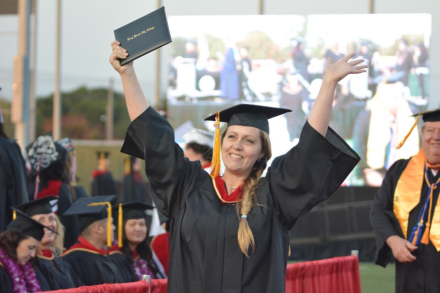 06-11-15 LBCC Commencement Ceremony 3