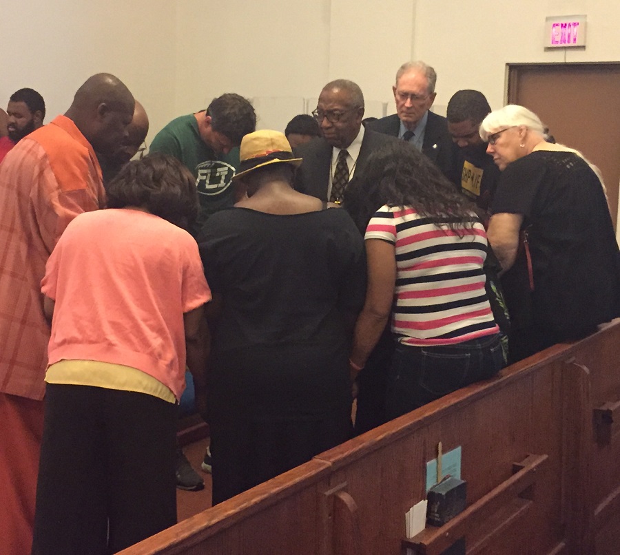 sideprayer2