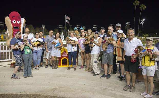 2016 Wienerschnitzel Wiener Nationals Champion Darcy and finalists