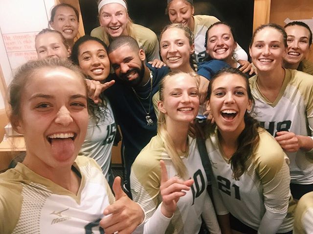 drake selfie