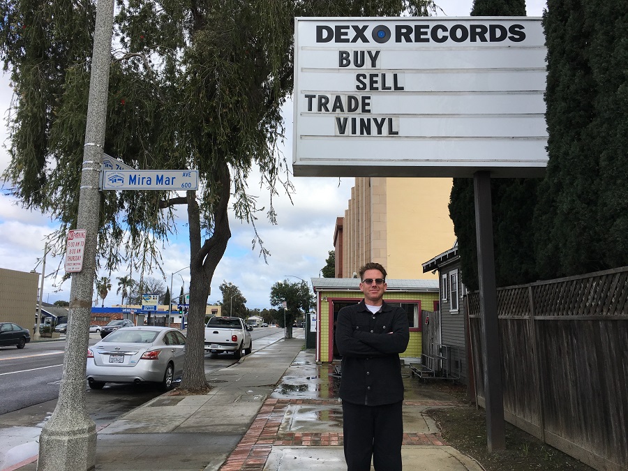 Dex outside