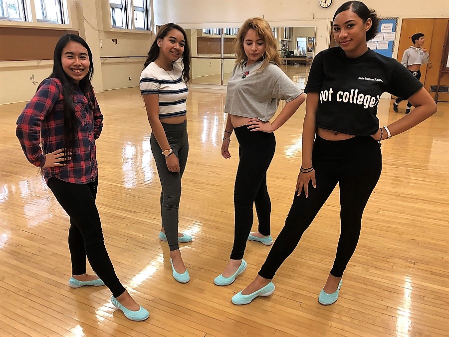 hislittlefeetdance